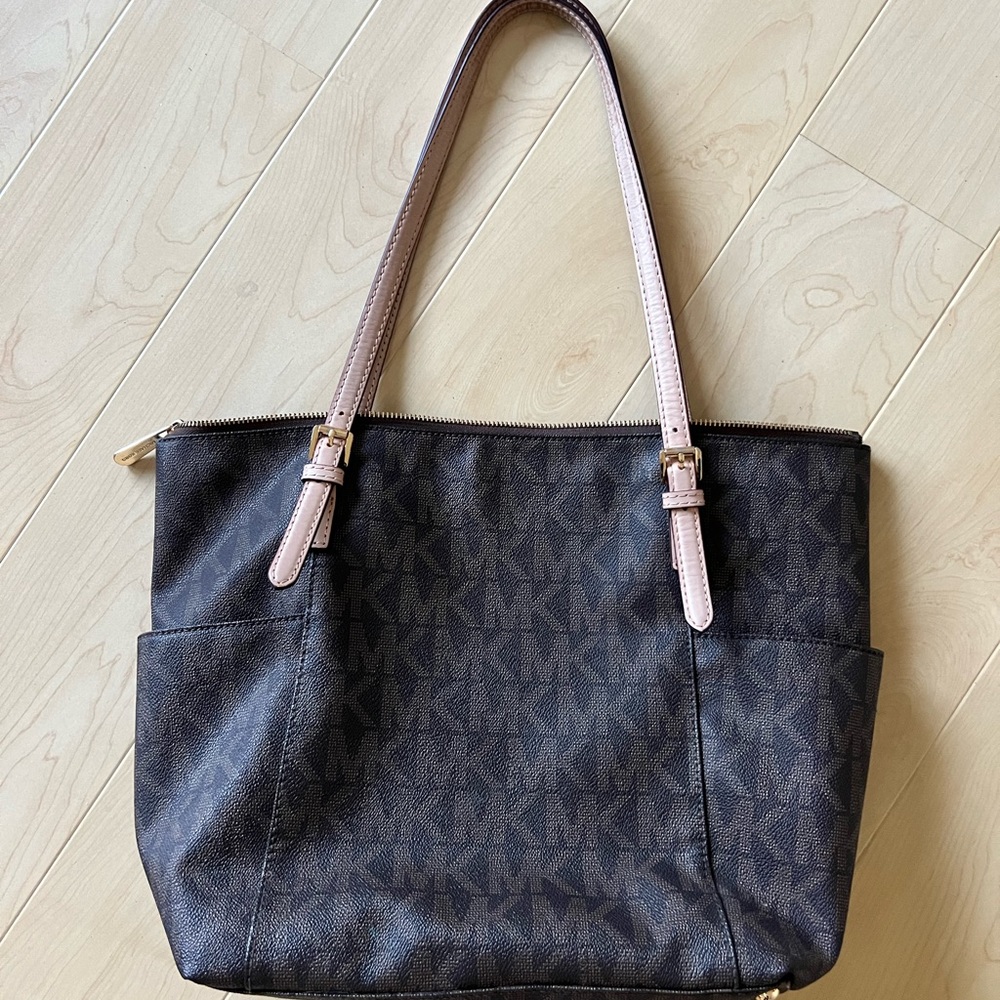 Michael Kors Signature Tote w/ Gold Hardware
